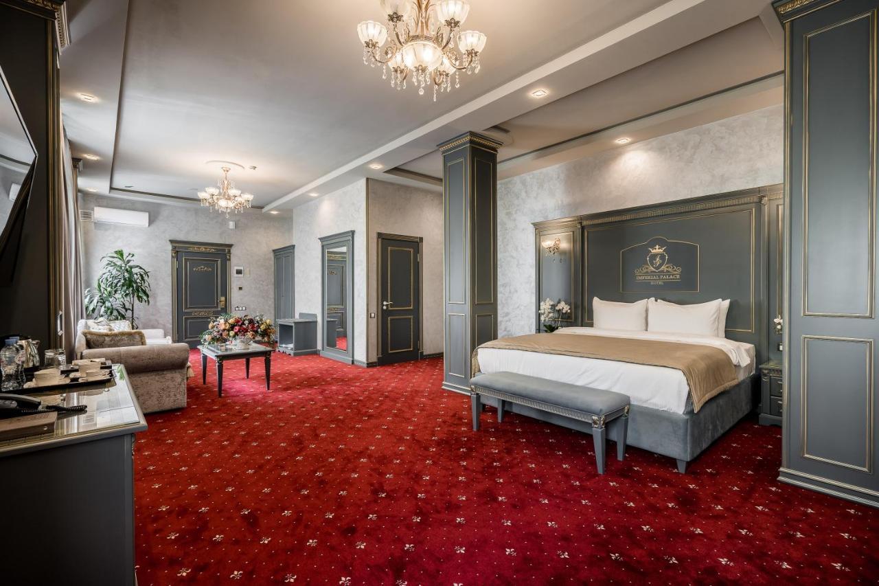 Imperial Palace Hotel Minsk Exterior photo